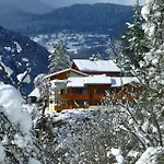 La Rochetaillee 3*
